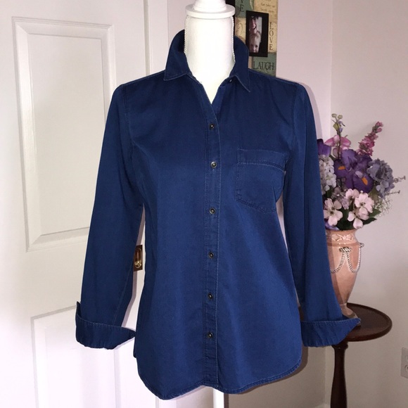 NWOT Old Navy denim shirt - Picture 4 of 4
